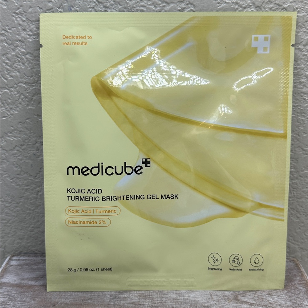 $4 🌙 medicube Kojic Acid Turmeric Brightening Gel Mask Sheet NEW